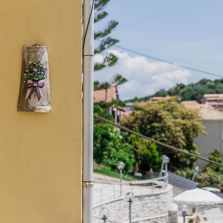 Sunflower Apartments & Studios Kassiopi Bagian luar foto