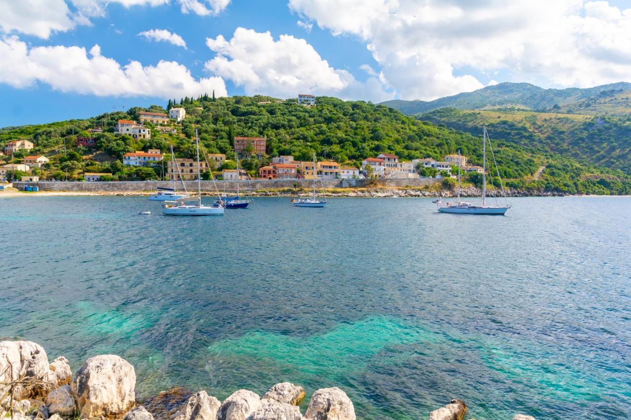 Sunflower Apartments & Studios Kassiopi Bagian luar foto