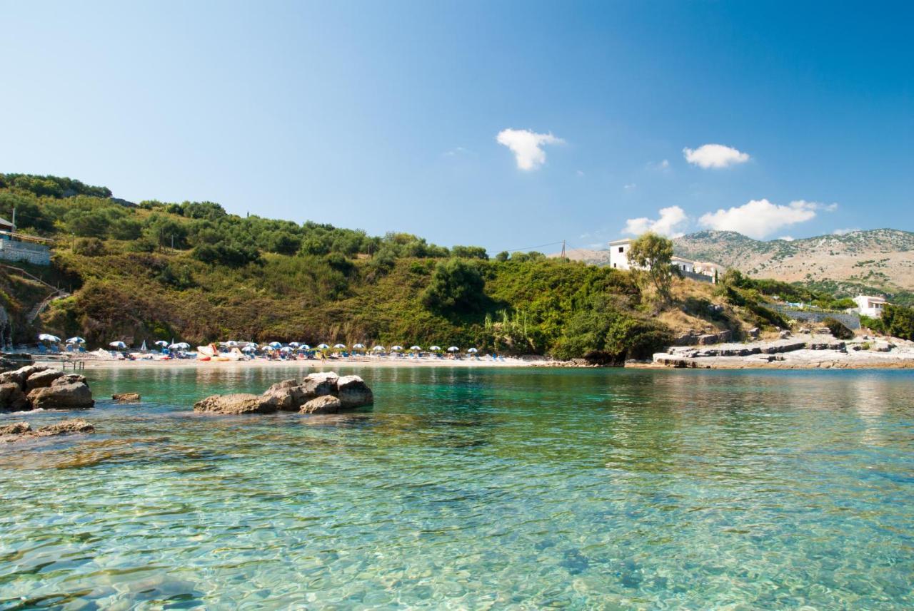 Sunflower Apartments & Studios Kassiopi Bagian luar foto