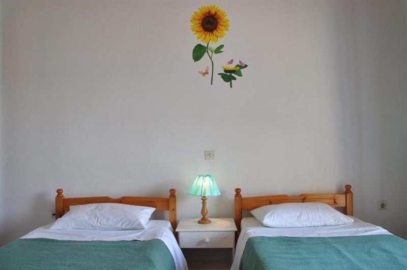 Sunflower Apartments & Studios Kassiopi Bagian luar foto