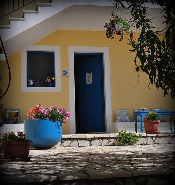 Sunflower Apartments & Studios Kassiopi Bagian luar foto