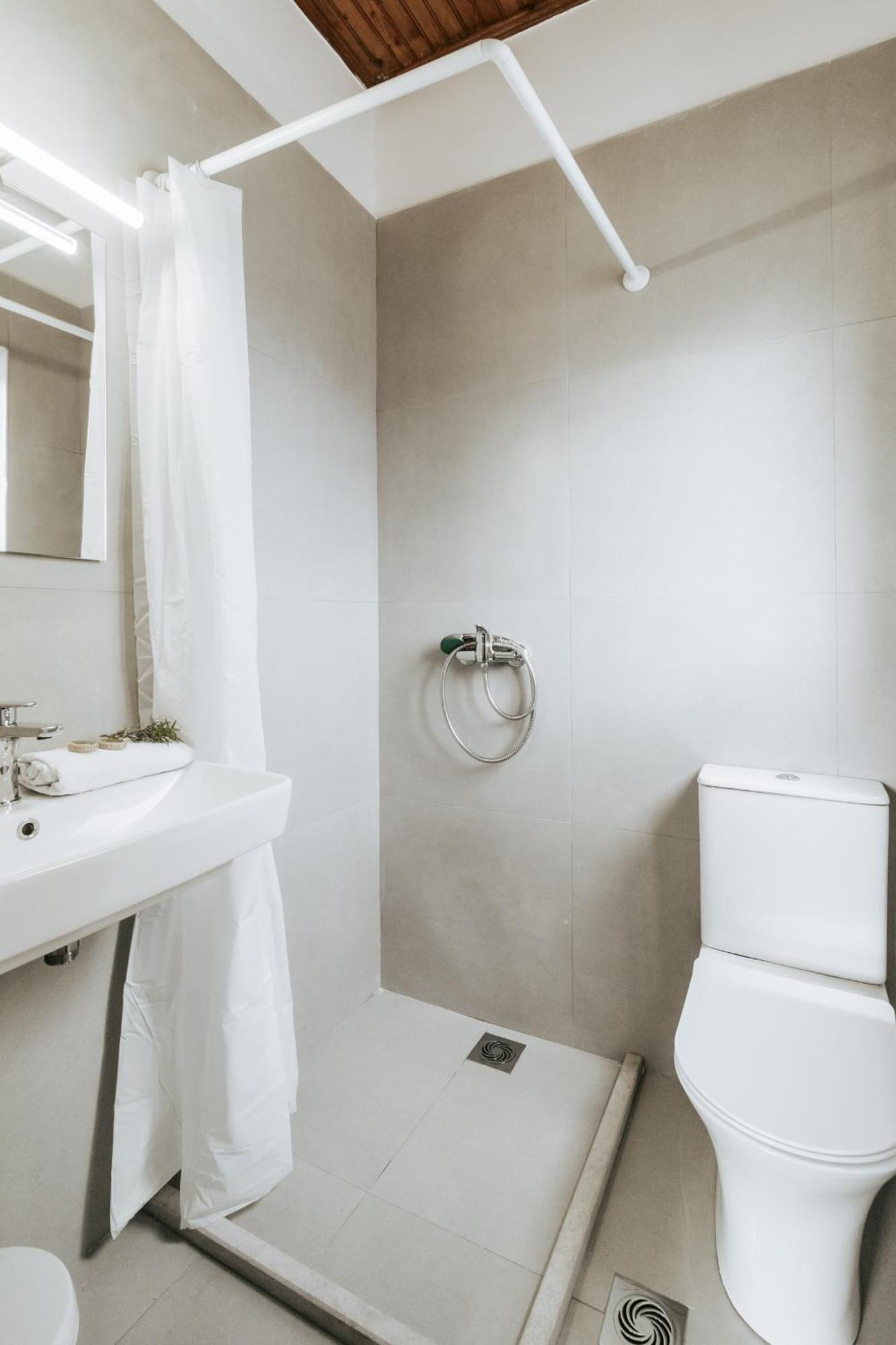 Sunflower Apartments & Studios Kassiopi Bagian luar foto